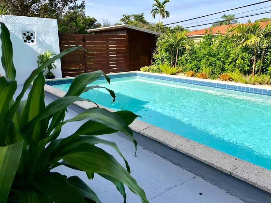 House With Pool, 10 Mins Drive To The Beach! Villa Miami Shores Exteriör bild